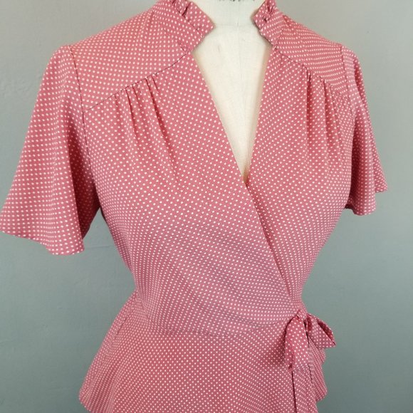 Monteau Women's Size Medium Lipstick Pink Polka Dot Faux Wrap Top with Tie - Picture 3 of 10